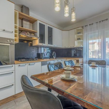 Apartments Stars 扎达尔 外观 照片