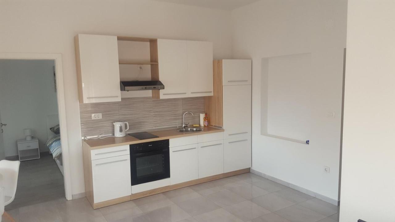 Apartments Stars 扎达尔 外观 照片